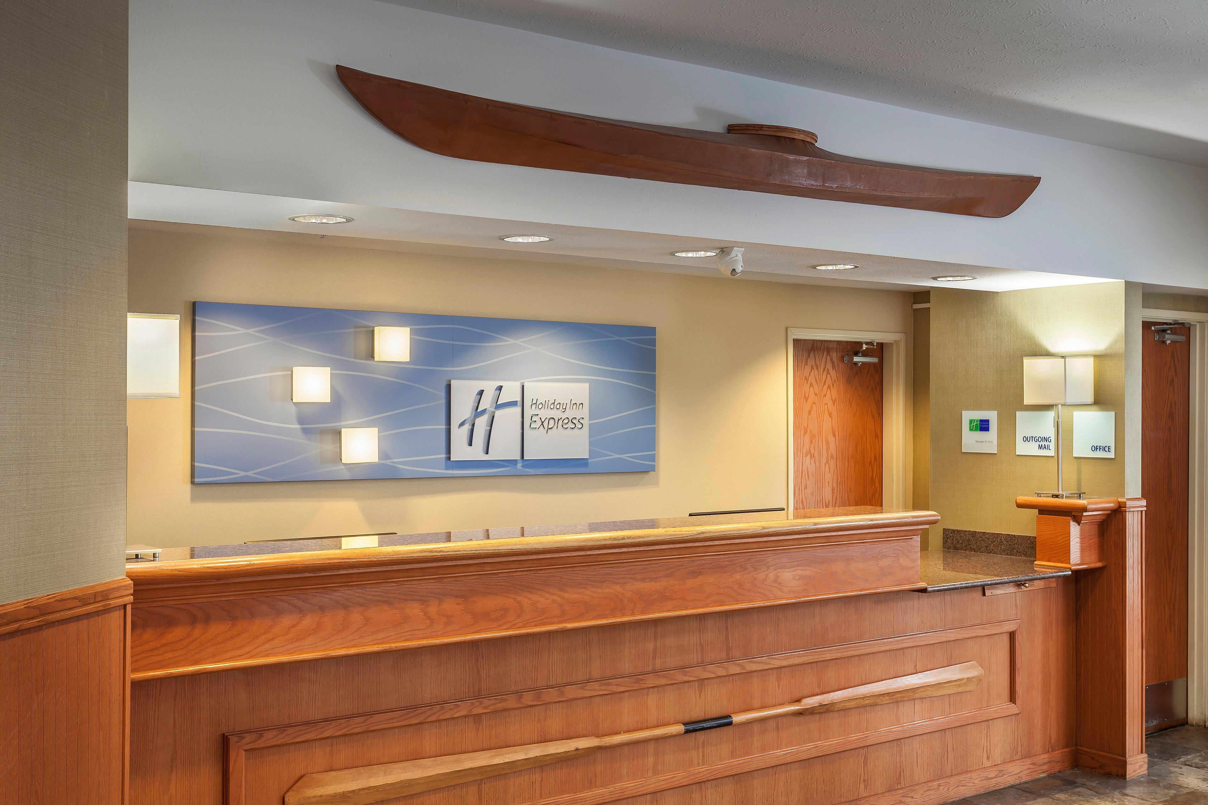 Wyndham Garden Anchorage Airport Hotel Exterior photo